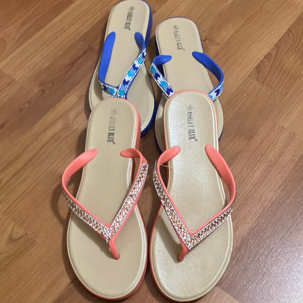 Ashley Blue Brand Sandals Bundle